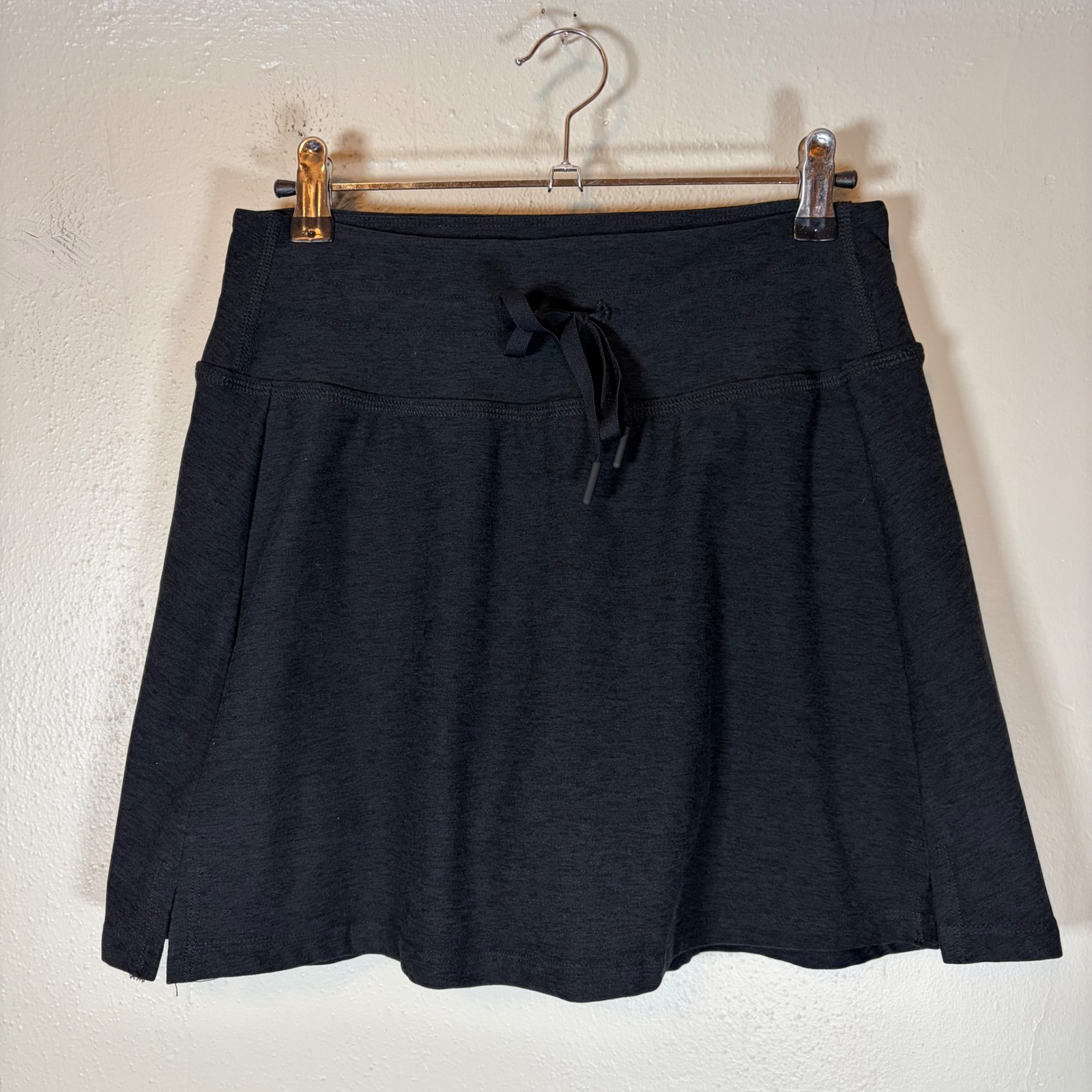 Beyond Yoga Womens Space Dye Skort Charcoal Heather Grey Activewear Skirt Small
